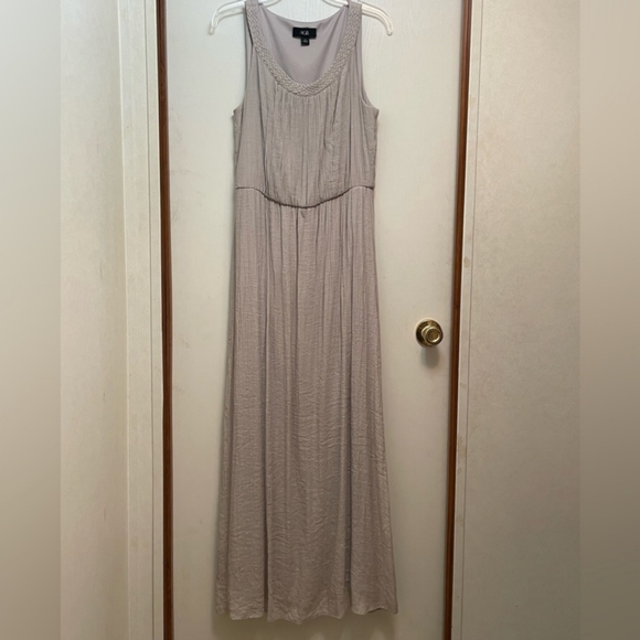 Gown Maxi Dress Sweeping Rayon-blend - Picture 2 of 10